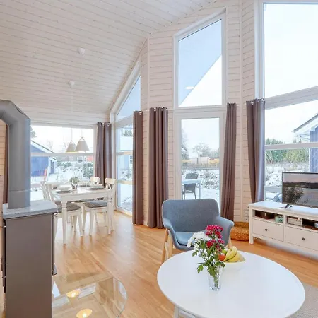 Nice Home In Krems Iiwarderbrueck With Sauna