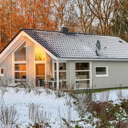 Nice Home In Krems Iiwarderbrueck With Sauna Feriehus Gols