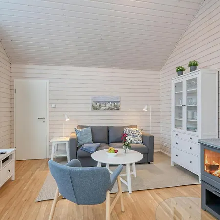 Nice Home In Krems Iiwarderbrueck With Sauna *